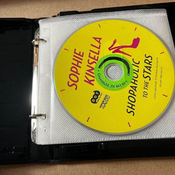 Shopaholic To The Stars‎ by Sophie Kinsella CD Audiobook 10 CD Novel Library - Picture 3 of 4